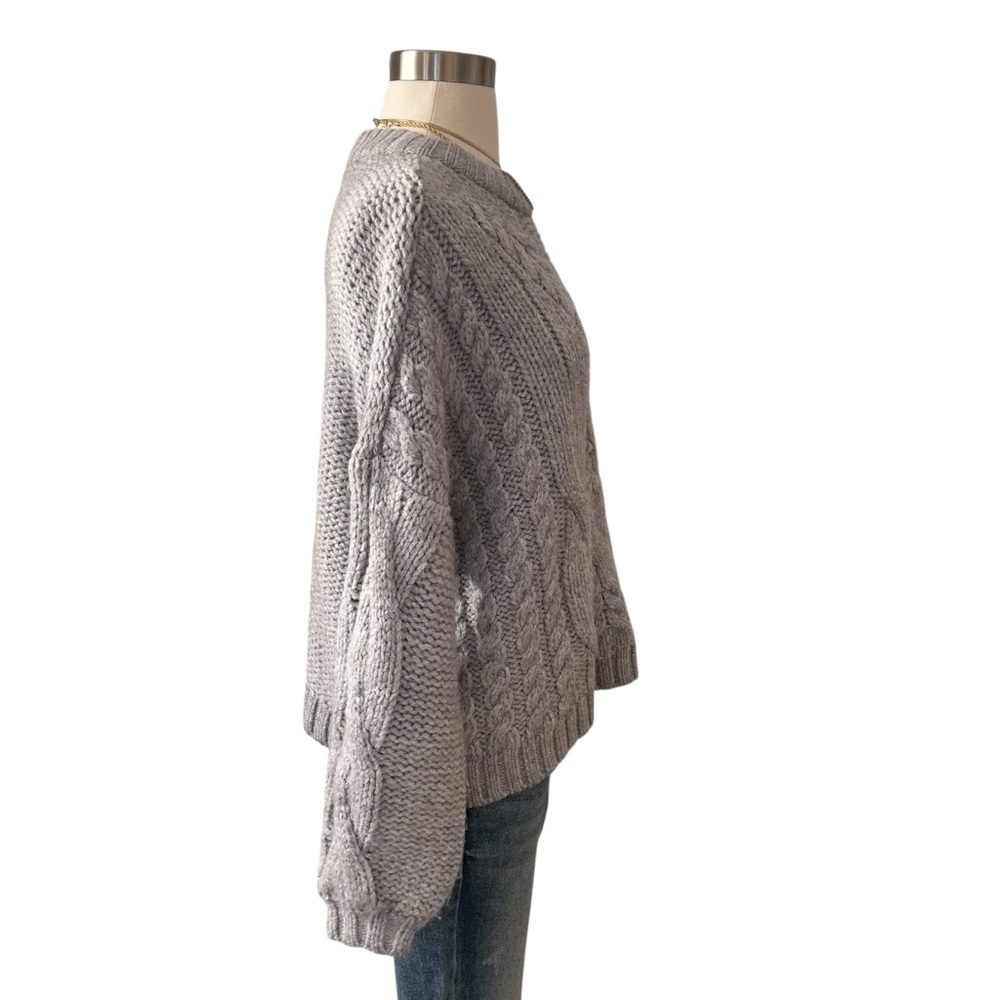 aerie gray cable knit crewneck sweater acrylic blend S - Picture 4 of 12